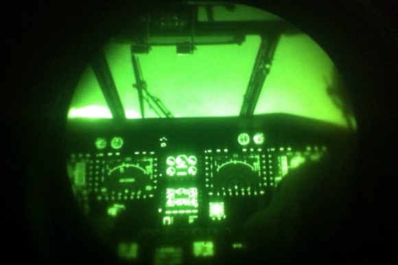 Resgate Noturno - Caracal do Esquadrão Falcão - foto FAB