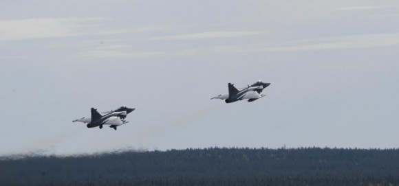 Artic Challenge Exercise - ACE 2015 - caças Gripen - foto 2 Forças Armadas Suecas