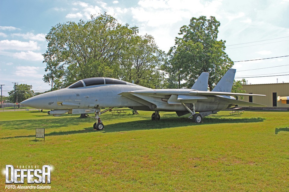 Grumman F-14 Tomcat Serial 159600