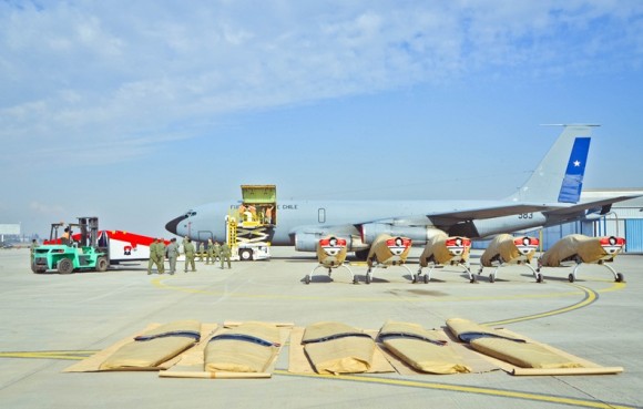 Aviões Extra 300L Halcones - prontos para embarcar em KC-135 - foto 2 FACh