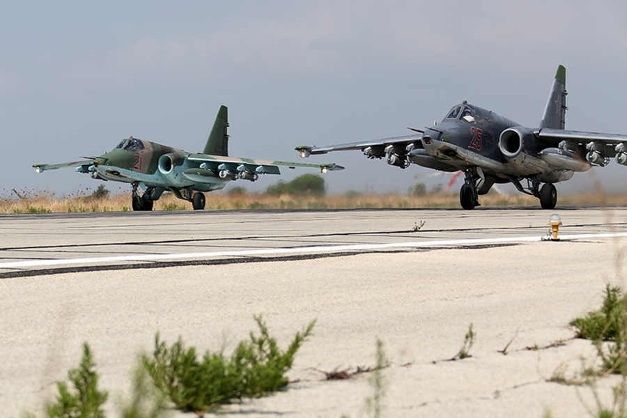 Russian_Sukhoi_Su-25_at_Latakia