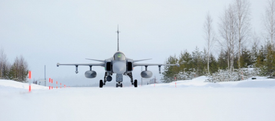 Novo conceito apoio Gripen desdobrado - foto 3 Forças Armadas Suecas