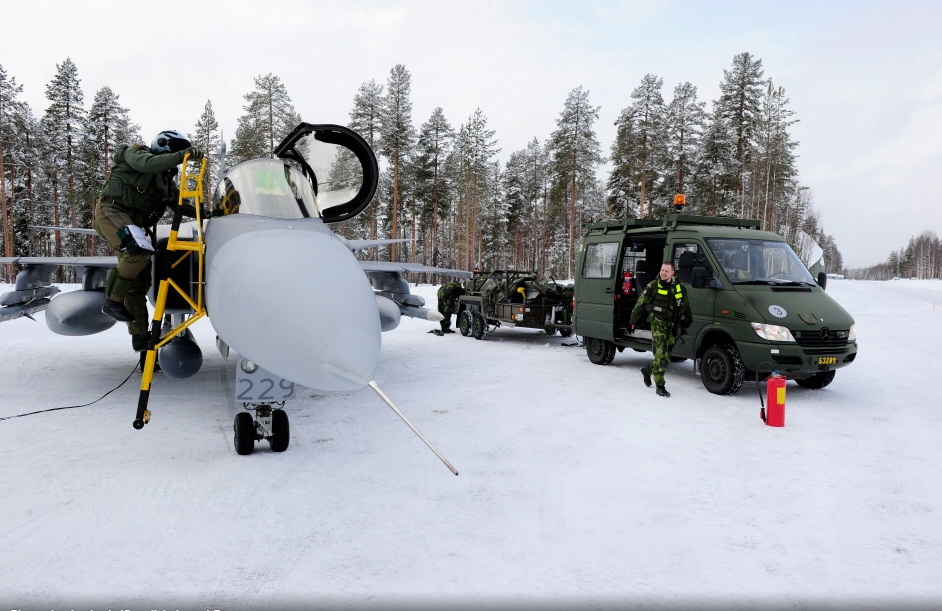 Novo conceito apoio Gripen desdobrado - foto 5 Forças Armadas Suecas