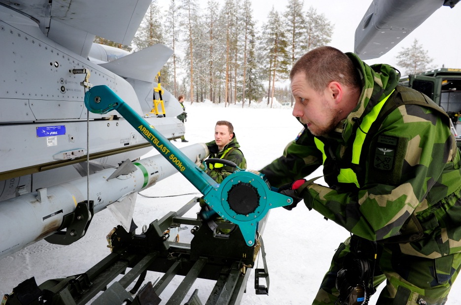 Novo conceito apoio Gripen desdobrado - foto 8 Forças Armadas Suecas