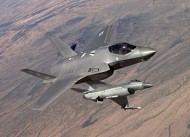 Portugal confirma aquisição de caças F-35 Lightning II para substituir a frota de F-16
