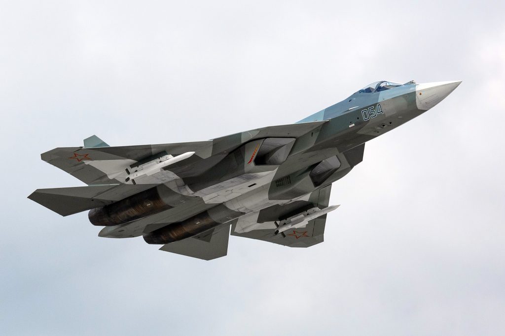 Uma versão do R-37M também poderá ser transportada pelo Su-57