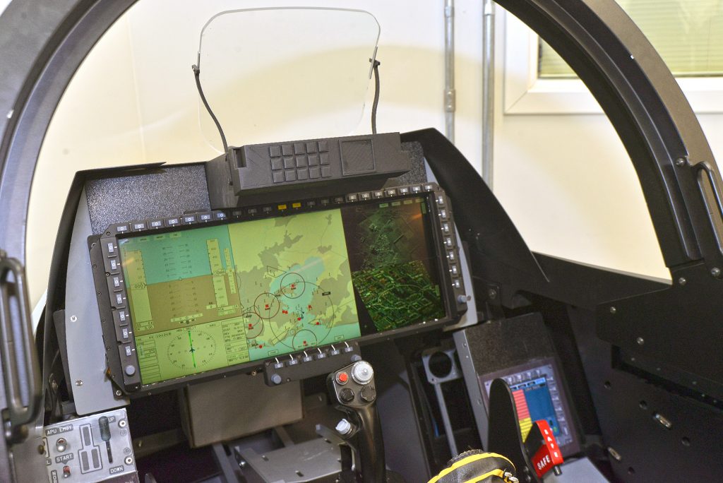 WAD no cockpit do Gripen - AEL Sistemas - Foto: Gilmar Gomes