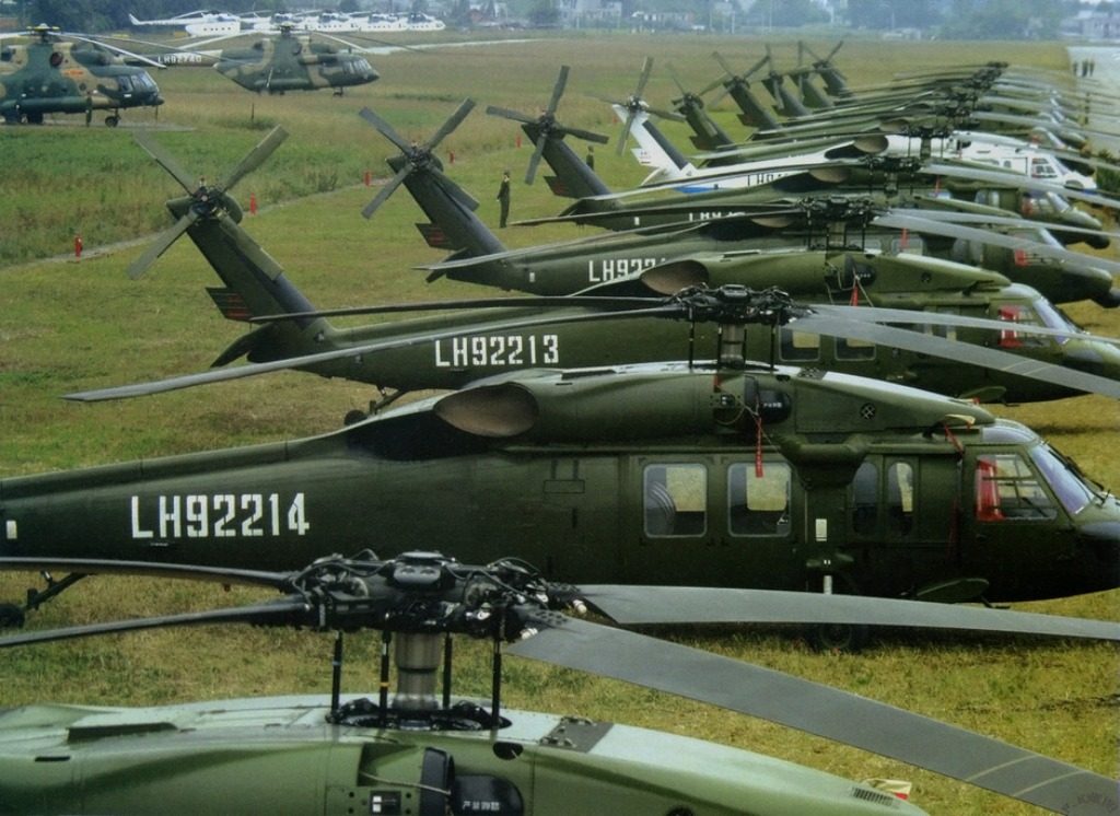 UH-60 Blackhawks chineses comprados nos anos 80