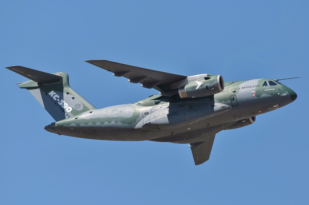 KC-390