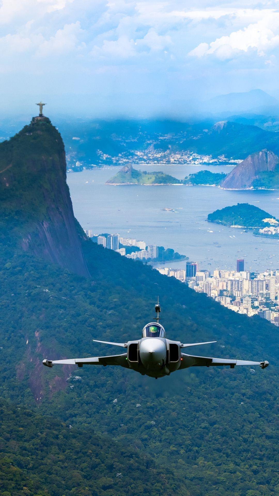 F-39-Gripen-voa-sobre-o-Rio-de-Janeiro-7.jpg
