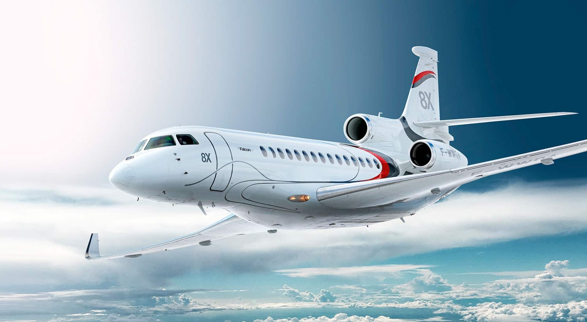 O luxuoso trijato de alcance ultra-longo Falcon 8X