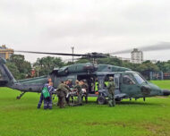 Força Aérea Brasileira resgata atingidos pelas enchentes no Rio Grande do Sul – RS