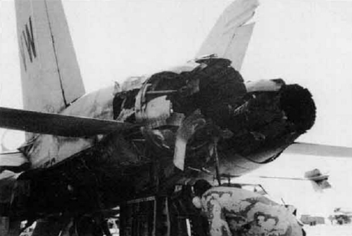 F-18A-Desert_Storm_damage